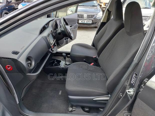 Toyota Vitz 1.5 FWD Hybrid 5dr 2019 Gray