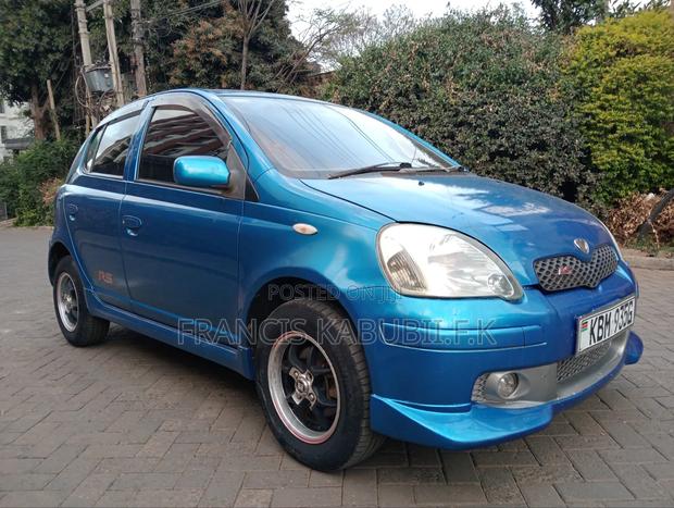 Toyota Vitz 1.3 FWD 5dr 2004 Blue
