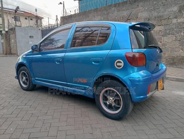 Toyota Vitz 1.3 FWD 5dr 2004 Blue