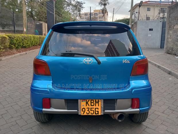Toyota Vitz 1.3 FWD 5dr 2004 Blue