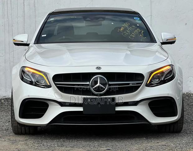Mercedes-Benz C63 2019 White