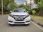 Honda Vezel 1.5 Hybrid 2WD 2017 White for sale