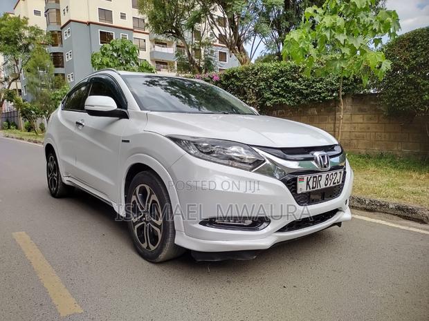 Honda Vezel 1.5 Hybrid 2WD 2017 White