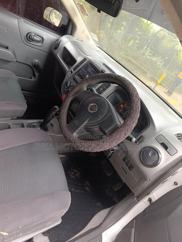 Toyota Corolla 2001 White