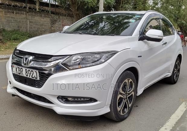 Honda Vezel 1.5 2WD 2017 White