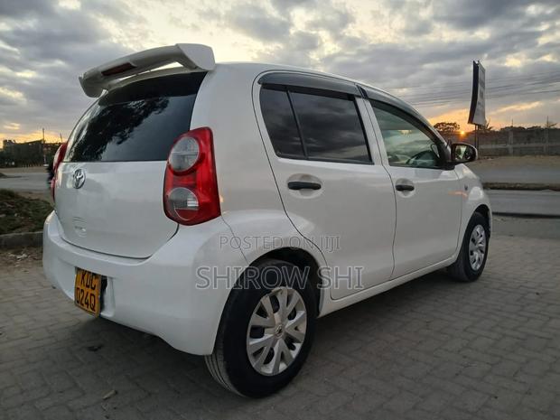 Toyota Passo 2014 White