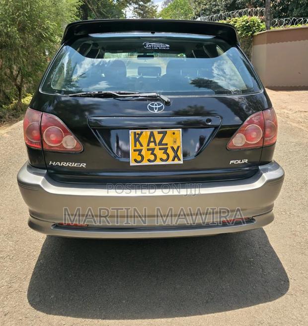 Toyota Harrier 2002 Black