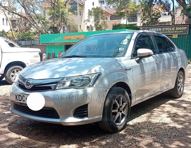 Toyota Axio 2014 Silver