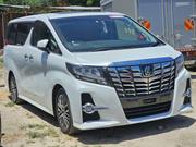 Toyota Alphard 2.5 Petrol AWD 2018 Pearl for sale