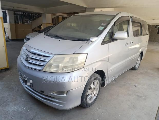Toyota Alphard 2.4 Petrol FWD 2006 Silver