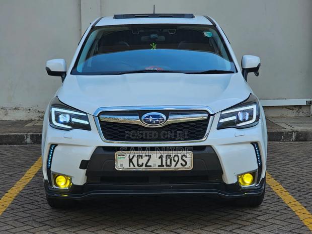 Subaru Forester 2013 White