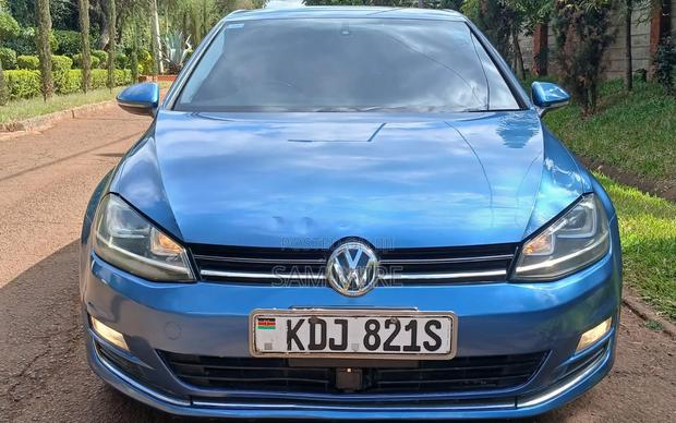 Volkswagen Golf 2015 Blue