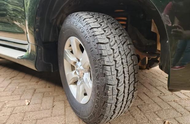 Toyota Land Cruiser Prado 2014 Black