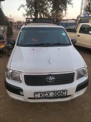 Toyota Succeed 2012 White for sale
