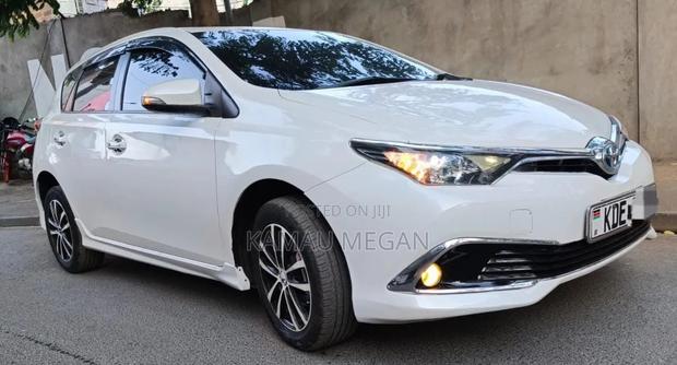 Toyota Auris 2014 White