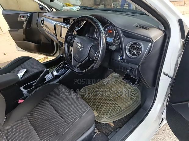 Toyota Auris 2014 White