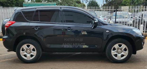 Toyota RAV4 2010 Gray