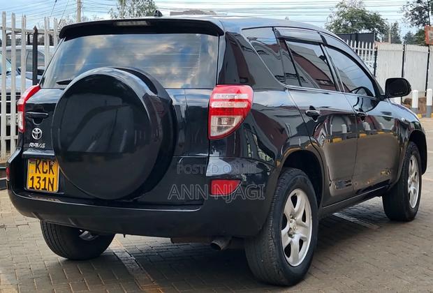 Toyota RAV4 2010 Gray