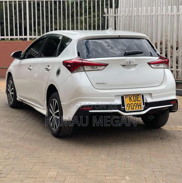 Toyota Auris 2015 White