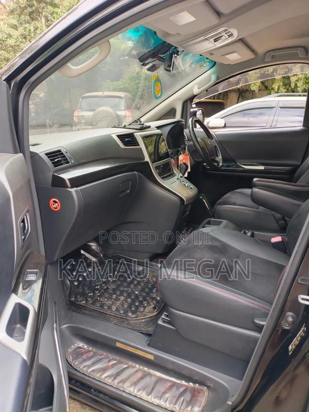 Toyota Alphard 2015 Black