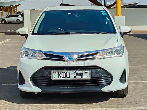Toyota Axio 1.5 Hybrid 2WD 2018 White
