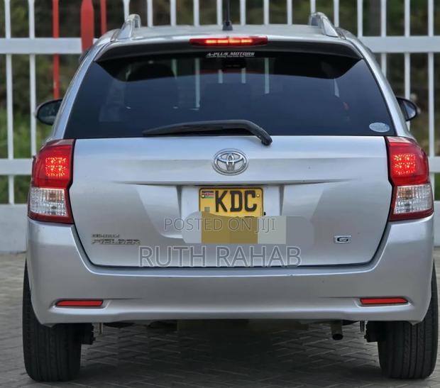 Toyota Corolla Fielder 2014 Silver