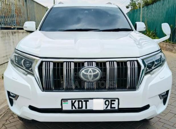 Toyota Land Cruiser Prado 2018 White