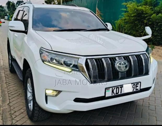 Toyota Land Cruiser Prado 2018 White