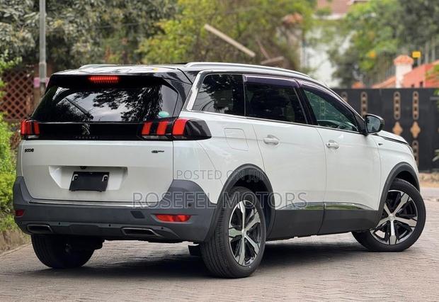 Peugeot 5008 2.0 BlueHDi 150 GT Line 2019 White