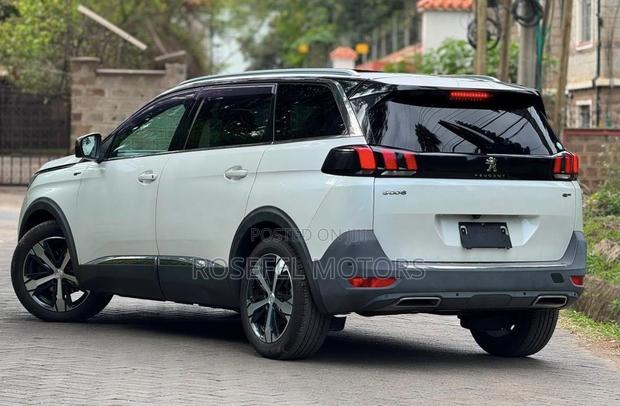 Peugeot 5008 2.0 BlueHDi 150 GT Line 2019 White