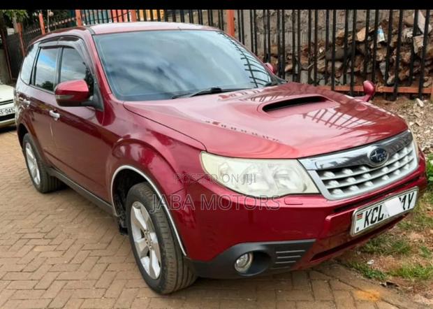 Subaru Forester 2012 Maroon
