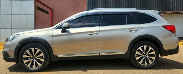 Subaru Outback 2016 Gold