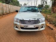 Toyota Hilux 2011 Gold for sale