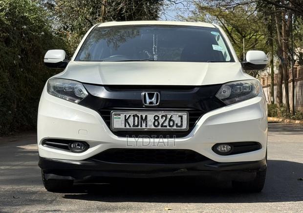 Honda Vezel 2016 White
