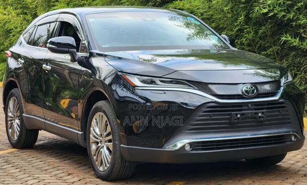 Toyota Harrier 2021 Black