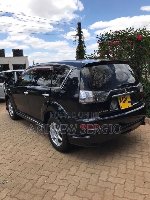 Mitsubishi Outlander 2010 Black