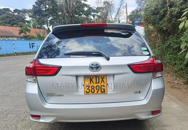 Toyota Corolla Fielder 2019 Silver