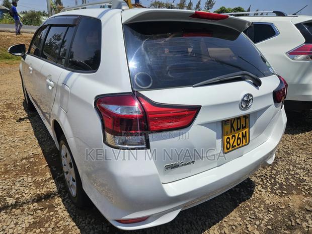 Toyota Corolla Fielder 1.5 Petrol AWD 2015 White