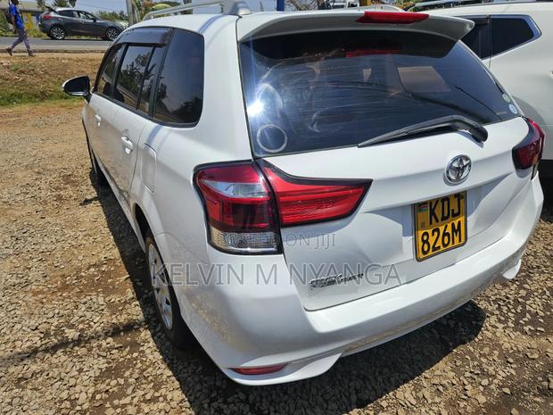 Toyota Corolla Fielder 1.5 Petrol AWD 2015 White