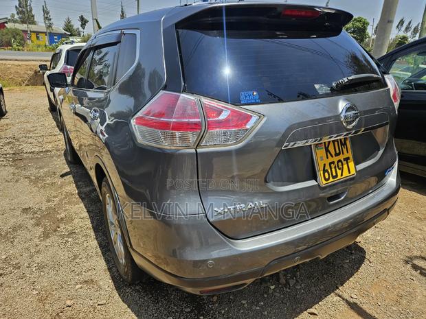 Nissan X-Trail 2.0 Hybrid FWD 2017 Gray