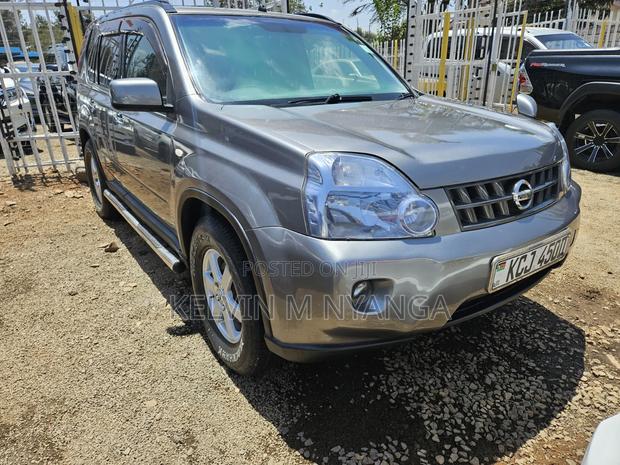 Nissan X-Trail 2.0 Petrol XE 2012 Gray