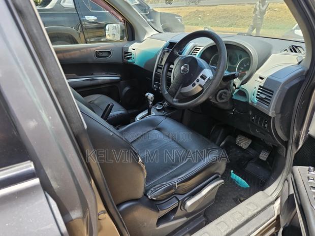 Nissan X-Trail 2.0 Petrol XE 2012 Gray