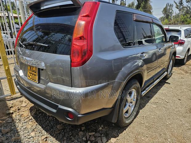 Nissan X-Trail 2.0 Petrol XE 2012 Gray