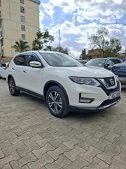 Nissan X-Trail 2019 White for sale