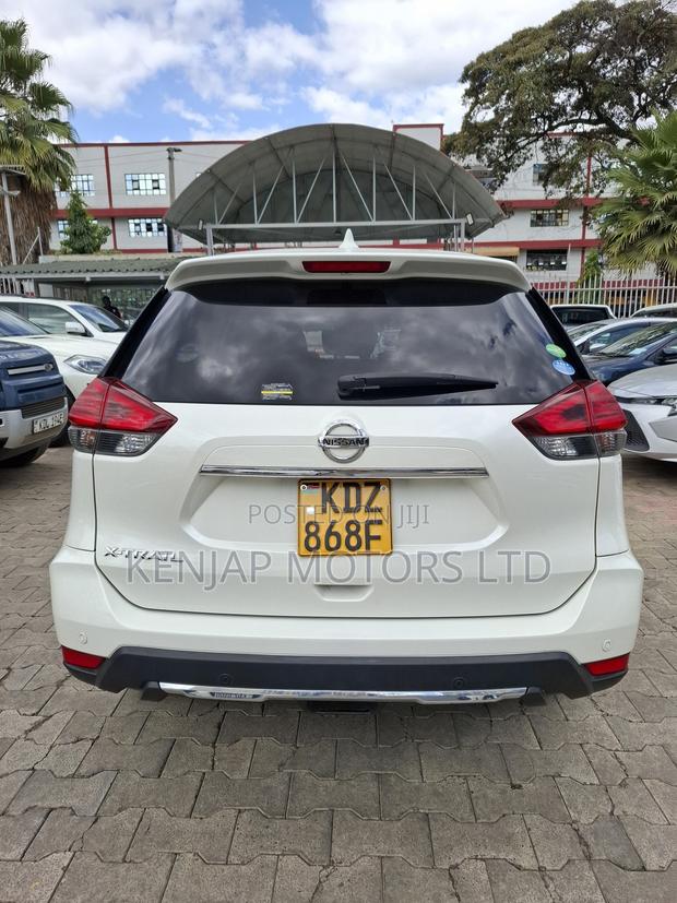Nissan X-Trail 2019 White