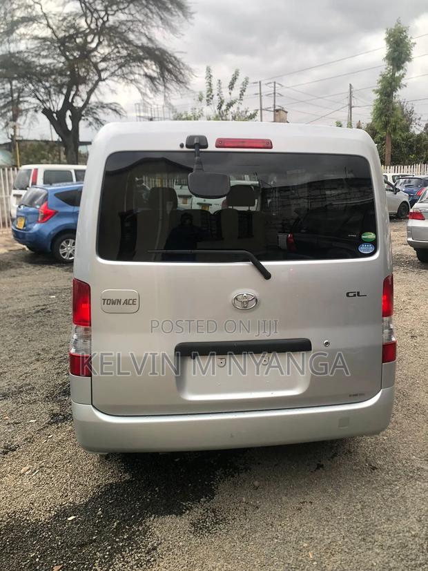 Toyota TownAce 2019 Silver