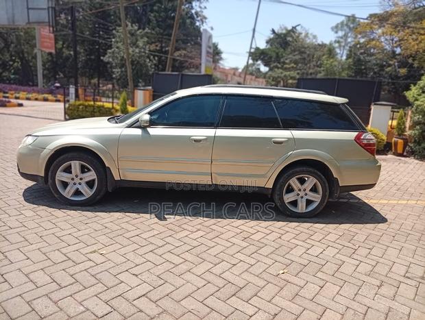 Subaru Outback 2008 Gold