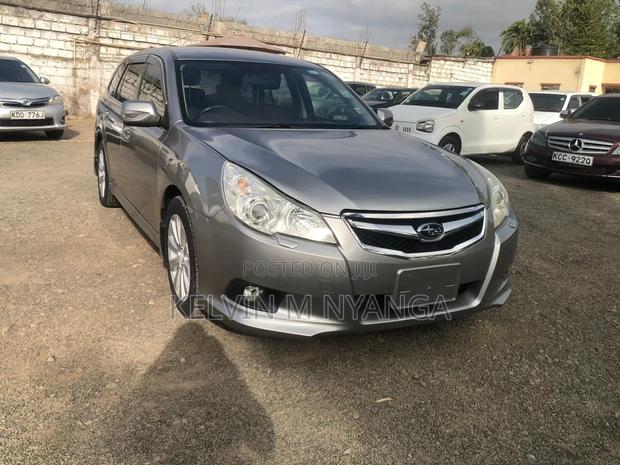 Subaru Legacy 2.5i Limited 2011 Gray