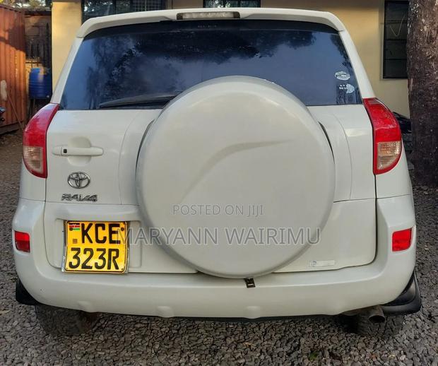 Toyota RAV4 2008 White