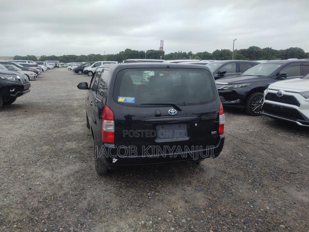 Toyota Probox 1.5 Hybrid F 2021 Black